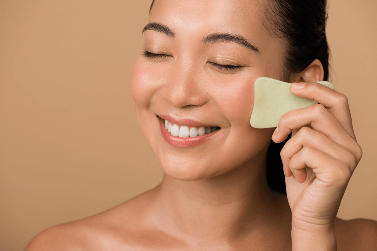 Gua Sha for glowy